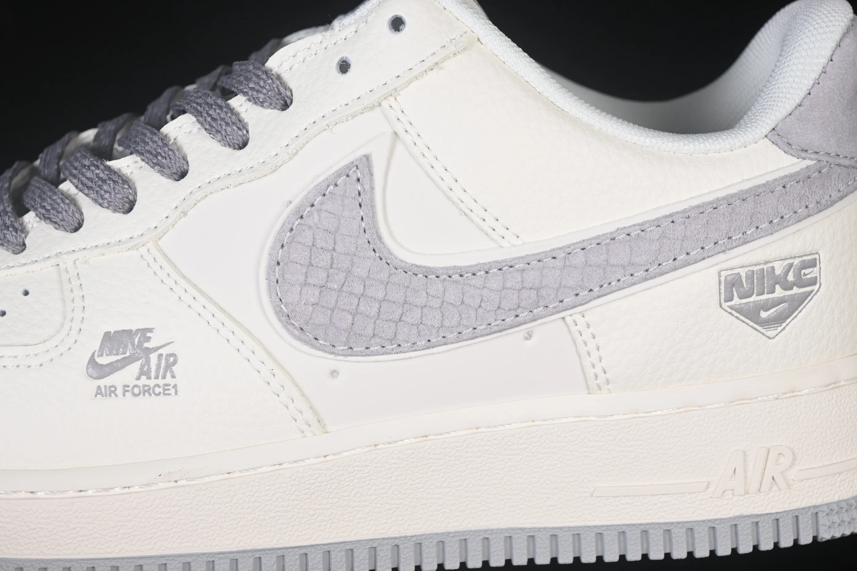 All categories Nk Air Force 1 Air Force series Nk Air Force 1 Low Air Force low-top Nike Air Force 1'07 Low off-white matt gray Air Force 1 low-top casual sneakers DN9688-107
